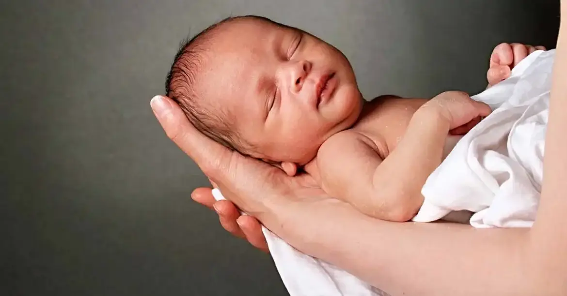 ஒரே பிரசவத்தில் நான்கு குழந்தைகள் பிறந்த அதிசய சம்பவம்!